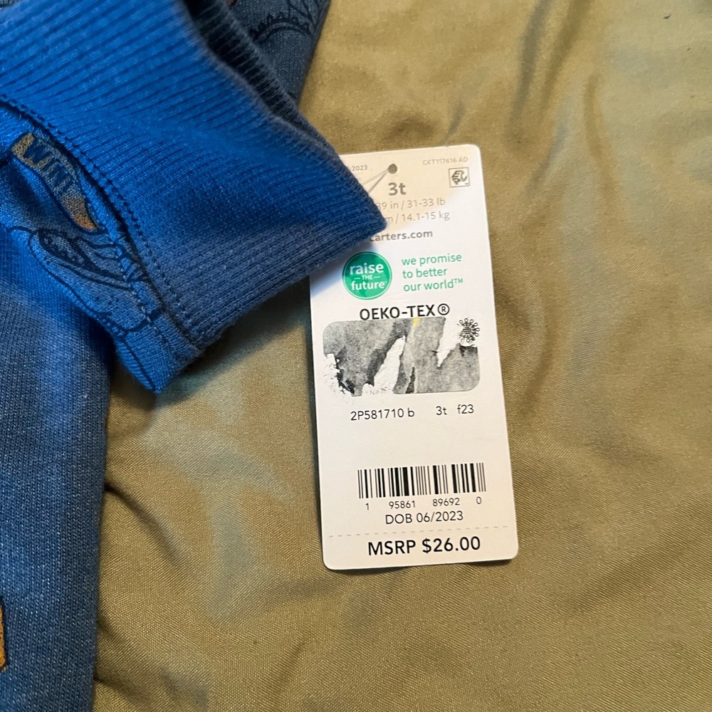 Little Boys Carters Top - Picture 7 of 7